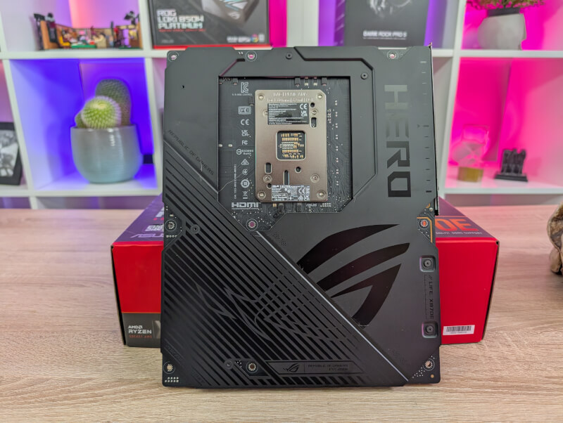 ASUS ROG Crosshair X870E Hero backplate.jpg